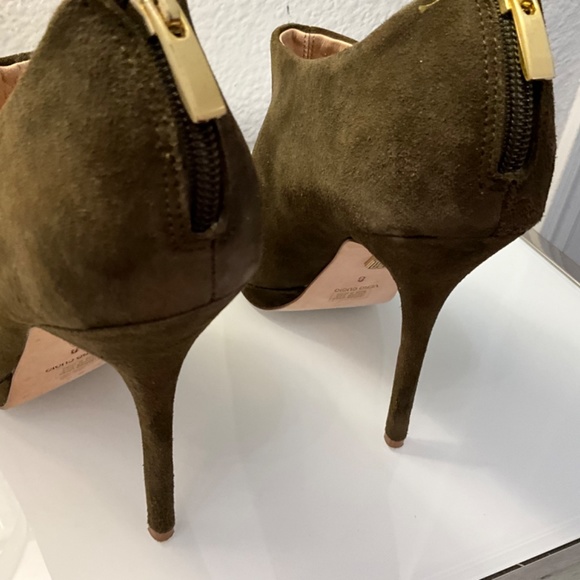 POUR LA VICTOIRE OLIVE GREEN SUEDE PEEP TOE BOOTIES♥️♥️♥️ - Picture 7 of 12
